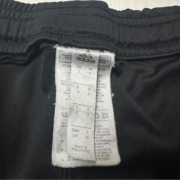 Adidas men 3/4 track shorts size small - Picture 3 of 5